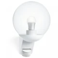 Kinkiet zewnętrzny z czujnikiem ruchu i zmierzchu L 585 S biały PIR E27 IP44 steinel 005917 | 4007841005917 noxbox lampynox www.lampynox.pl
