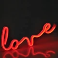 Lampka dekoracyjna NEON LOVE LED USB A + zasilanie bateryjne 3xAA