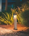Lampa ogrodowa stojąca Ardila imitacja drewna wys. 65cm. czujnik zmierzchu E27 IP44 trio 511660135 | 4017807603446
