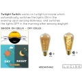 Żarówka filament LED z czujnikiem zmierzchu spirala Amber 4W 2200K Barwa ciepła E27 Lucide 490340462  5411212491275 lampynox noxbox www.lampynox.pl 4.jpg