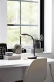 Lampka biurkowa SWAN czarny LED 4,6W 3000K DIM Gniazdo USB, ściemnialna Markslojd 106094 | 7330024556089 noxbox lampynox www.lampynox.pl